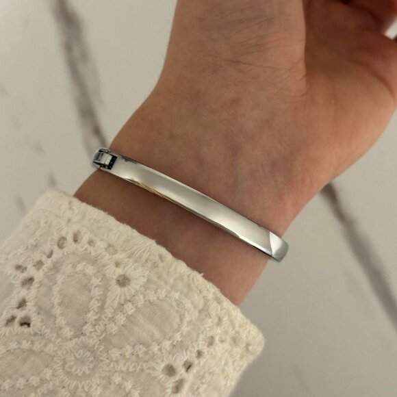 Sku:0405 Silver burgundy red mini watch silver bracelet + gift box Vintage vibe - Picture 4 of 7